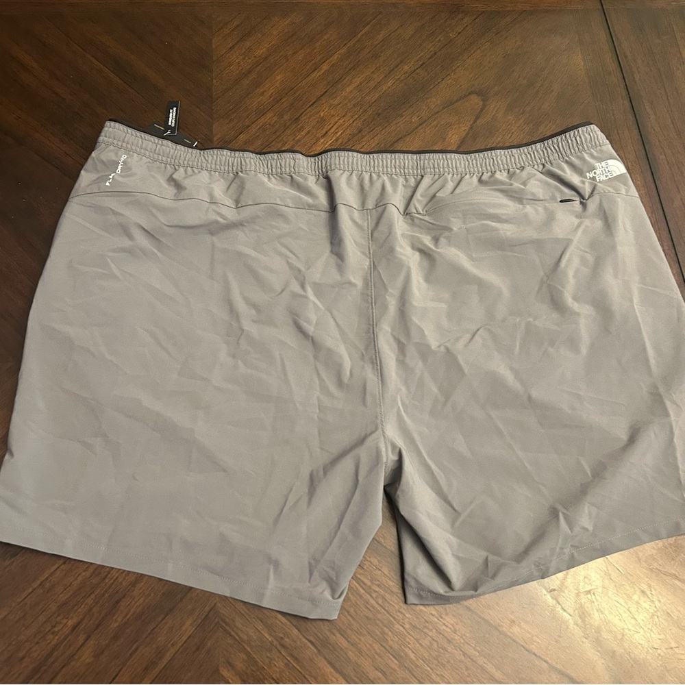 The North Face Mens Big Wander Short 2.0, 4X, LNG, Smoked Pearl New - Picture 2 of 11
